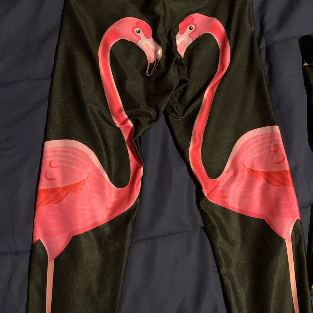 Size small goldsheep leggings in great condition